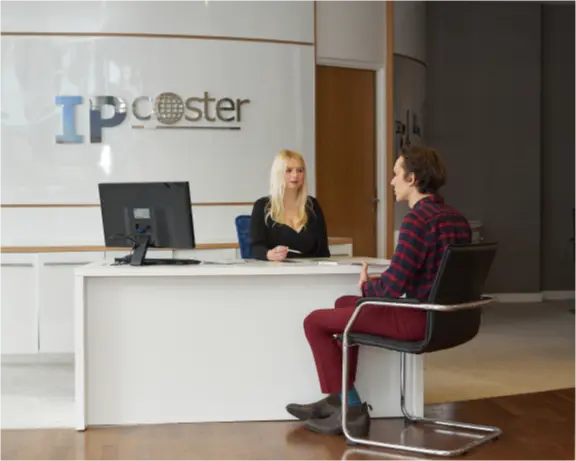 IP-Coster client consultation at reception IP-Coster client consultation at reception